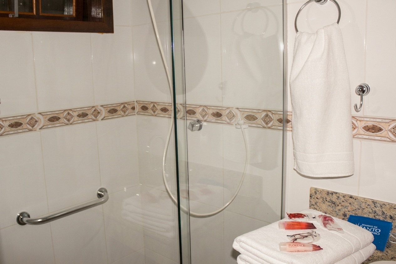 Banheiro do quarto triplo